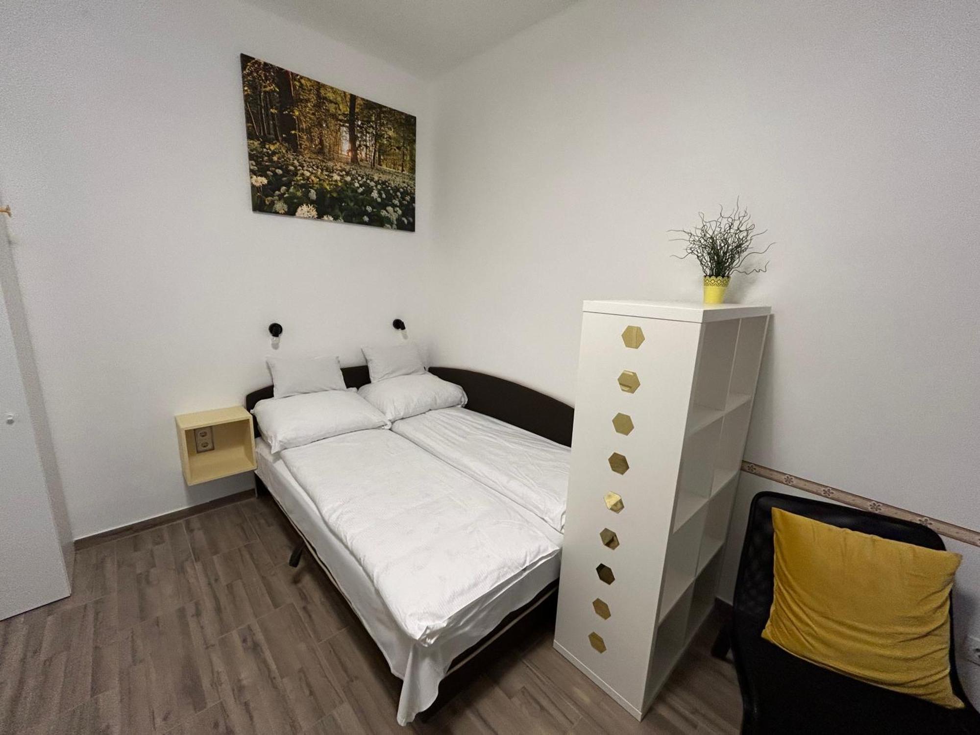 Central Boulevard Apartman Будапеща Екстериор снимка